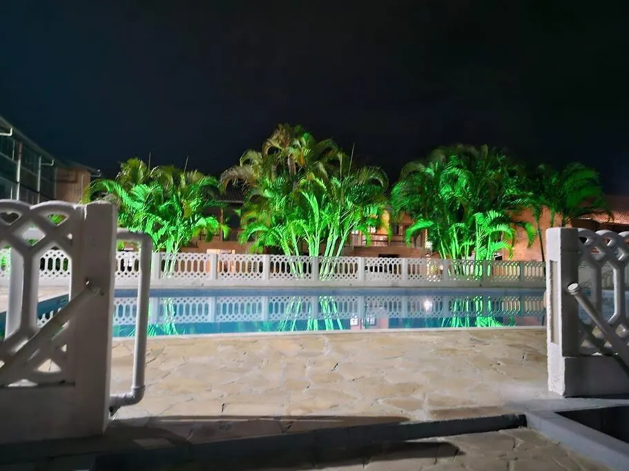 Apartamento tipo loft - Ubatuba Praia do Sapé-1