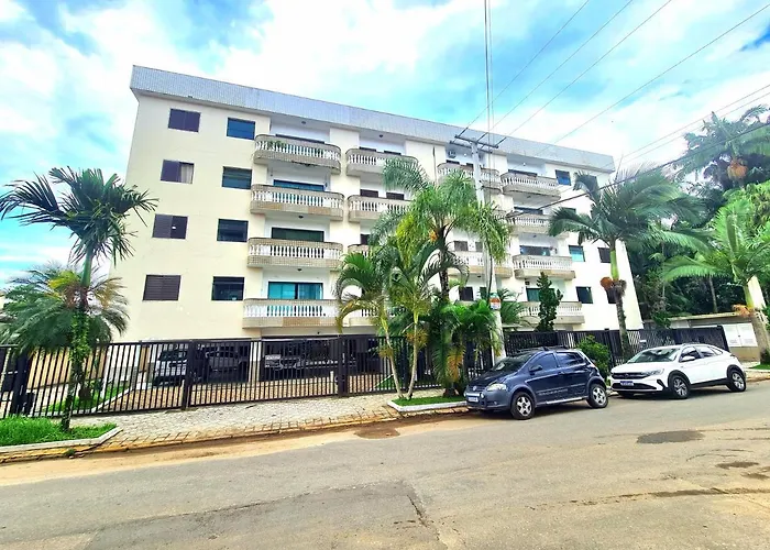 Apartamento com piscina no Itaguá em Ubatuba