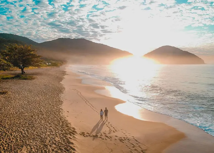 Apartamento Com Piscina E Churrasqueira Ubatuba